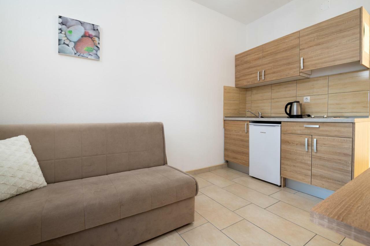 Apartments Lavanda ネウム エクステリア 写真