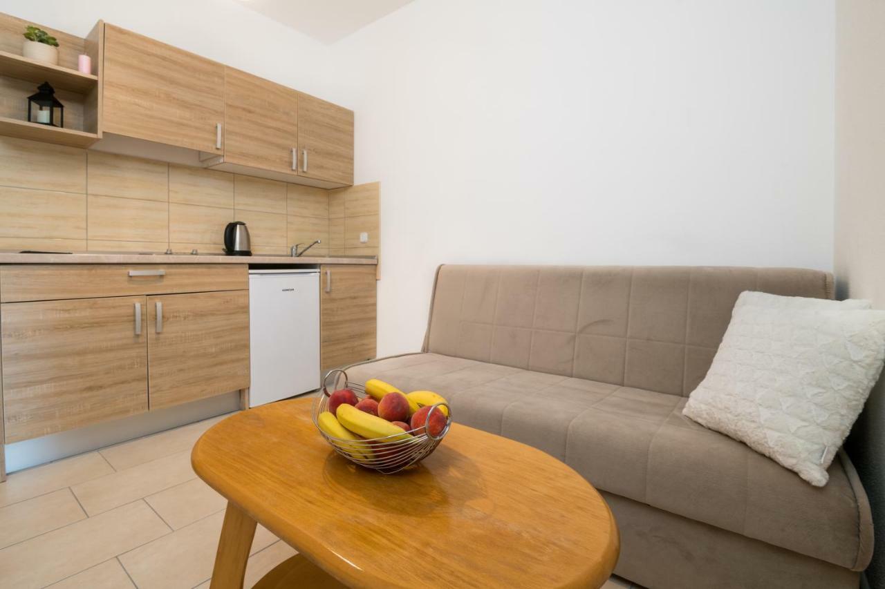 Apartments Lavanda ネウム エクステリア 写真